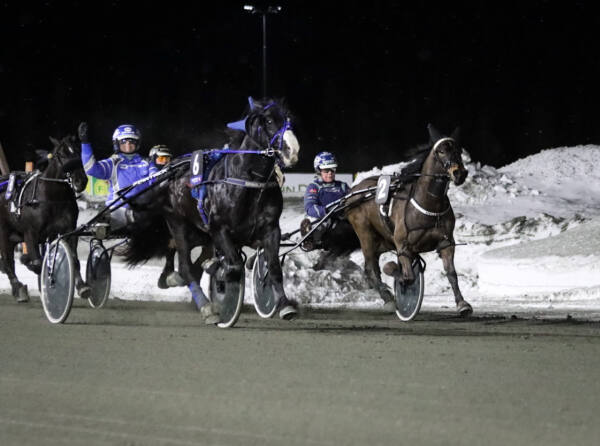 Kringlers Viktor vant duellen i Vinterserie-finalen