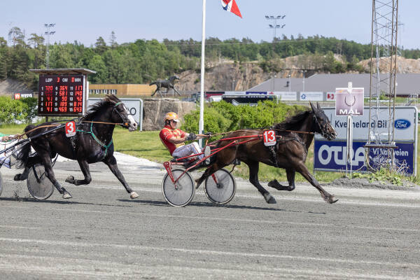 – Han er sterk som brennevin