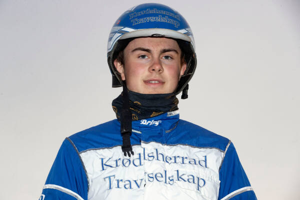 – Jeg fikk en smell i ryggen, men det går fint